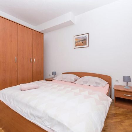 Skiljini Dvori - Apartman Макарска Экстерьер фото