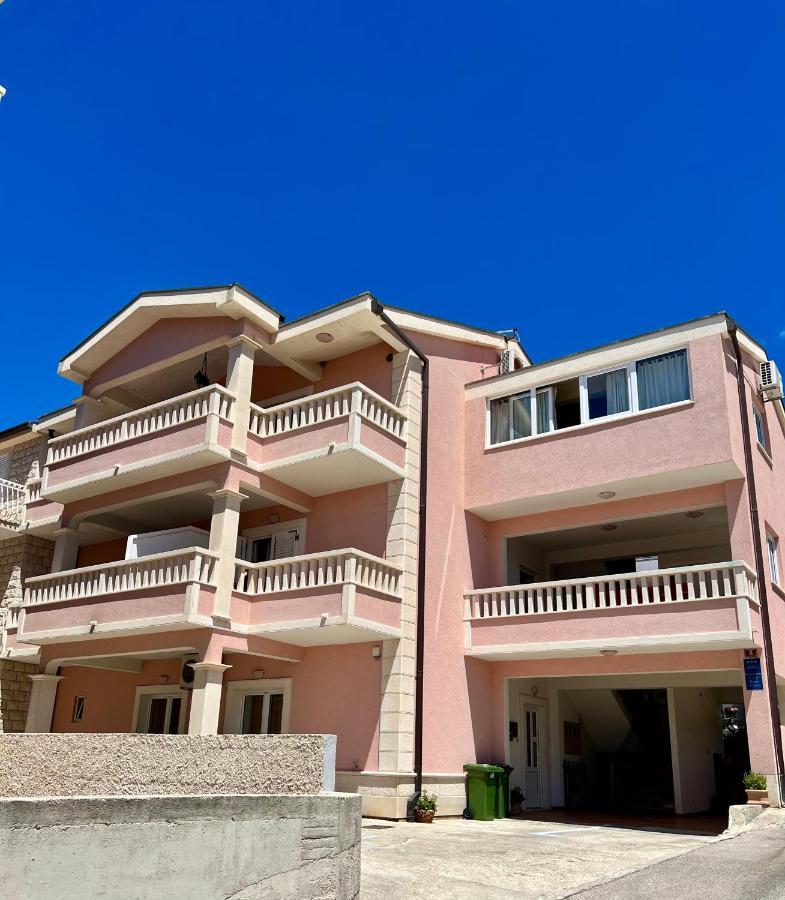 Skiljini Dvori - Apartman Макарска Экстерьер фото